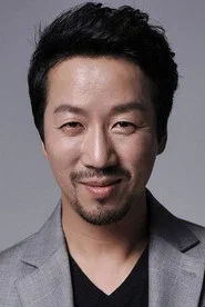 Photo of Jung Kyung-hoon as Agency Representative