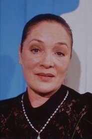 Photo of Domenica Niehoff as Psychotherapist Ruth