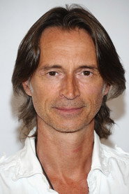 Photo of Robert Carlyle as Renard