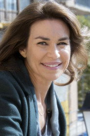 Photo of Valérie Kaprisky as Ministre Sivardière