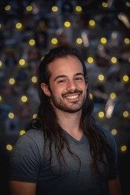 Photo of Ivan Ferreira Garcia as Tiago/Psicólogo