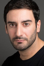 Photo of David Elorz as Vecino 2