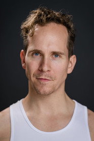 Photo of Sindri Swan as Delivery Guy