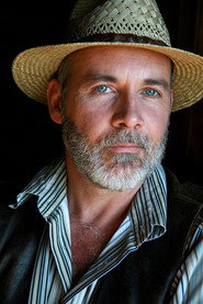 Photo of Reinhard Forcher as Hannes
