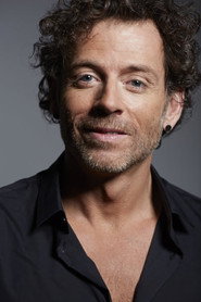 Photo of Santiago Ruiz as Javier