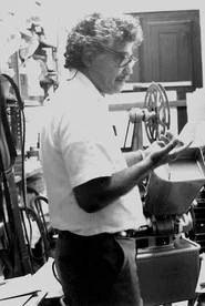 Photo of Amílcar Tirado as Momo (adult)