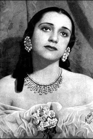 Photo of Julieta Palavicini as George Sand
