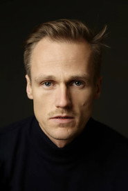 Photo of Tobias Carlsson as Police Officer