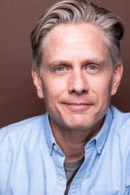 Photo of Charlie Heydt as Richard Black