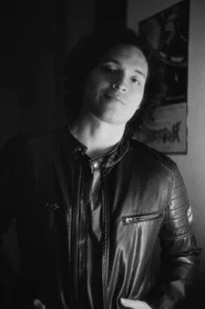 Photo of Arnold Sotomayor as Transeunte 1