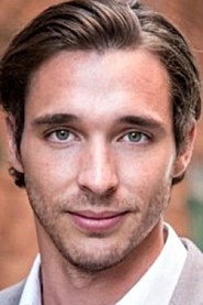 Photo of Charlie Hamilton as Dan Hamilton