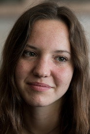 Photo of Dorottya Hais as Fanny age 15