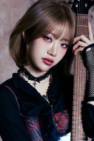 Photo of Kim Jee-won as Park Seo-ah
