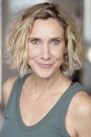 Photo of Jessica Shepherd as Gwen Crowe