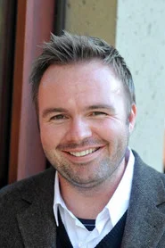 Photo of Darren O'Hare as Adult Lasky