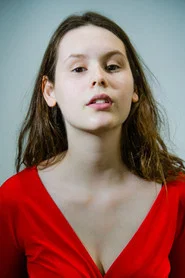 Photo of Claire Porro as Anna Boot
