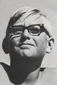 Photo of Dave Lewis as Young Glenn