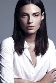 Photo of Kate Amundsen as Hannah