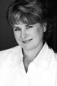 Photo of Yankie Grant as Flora Collier