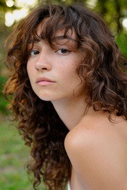 Photo of Maya Rose Binard as Nadia Kacem