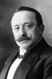 Photo of Willy Mullens as meneer Van Dommelen