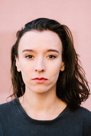 Photo of Theresa Martini as Journalistin
