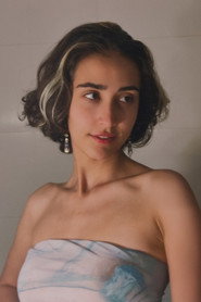 Photo of Beatriz Souza as Menina do Espelho