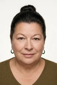 Photo of Işık Aras as İğneci Handan