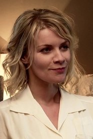 Photo of Valérie Maës as Voiceover