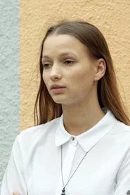 Photo of Tabea Georgiamo as Alina Grimm