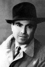 Photo of Stelios Tatasopoulos as Dinos Vristhenis
