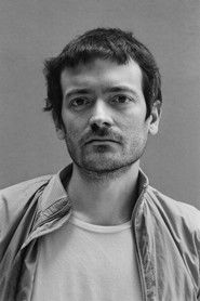 Photo of Julián Génisson as Julián
