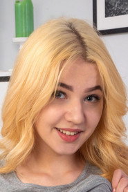 Photo of Dina Envy