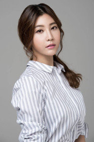 Photo of Koo Ji-sung as Seon-mi