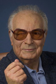 Photo of Yaşar Kemal as Himself (archive footage)