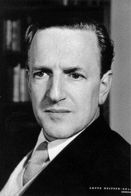 Photo of Peter Pears as General Sir Philip Wingrave / Col. Wingrave and Ghost / Narrator