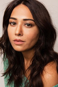 Photo of Freya Adams as Gwen 2.0