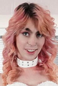 Photo of Abby Cox