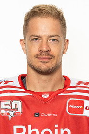 Photo of Moritz Müller as Self - Interviewee