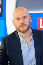 Photo of Steve Holden as Self - Host