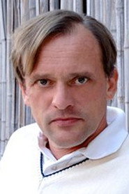 Photo of Lars K. Andersen as Self / Narrator (voice)