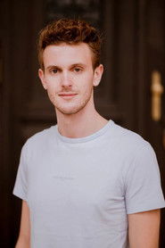 Photo of Jakob Pinter as Mark