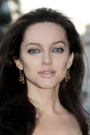 Photo of Rosmary Yaneva as Riley