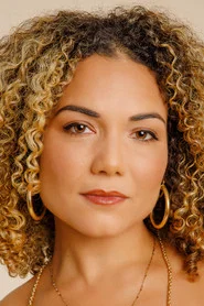 Photo of Alana Johnson as Anne