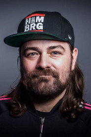 Photo of Leonhard Mahlich as Magnus (voice)
