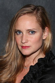 Photo of Juliette Gernez as Claire