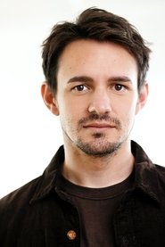 Photo of Jason Potter as Dennis Copley