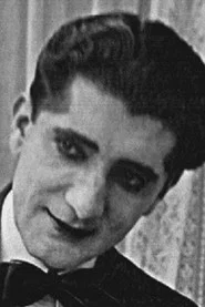 Photo of Hernando Sinisterra as Efraín