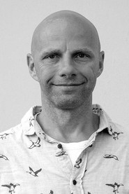 Photo of Martin Matejka as Younger Knacker / Professor Tossoff (voice)