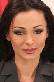 Photo of Cameron Cruz